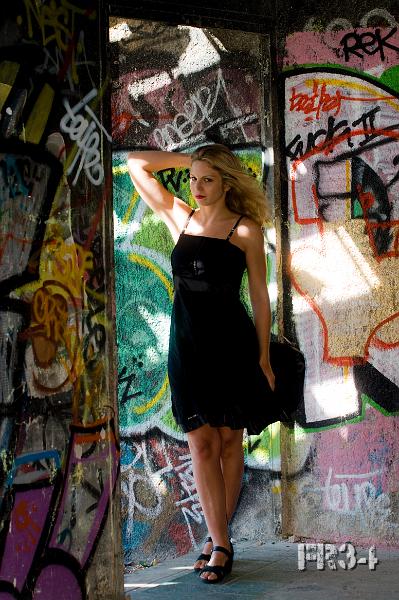 20110809_Chrystel_0009-v1.jpg - Seance portrait en exterieur
