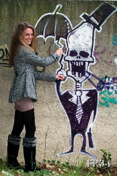 Clotilde.JPG - Seances ruines et Tags