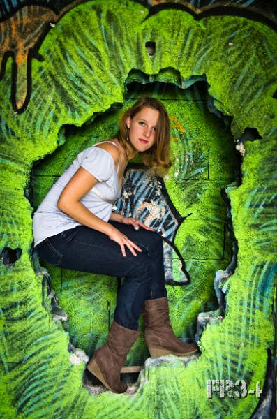 20121019-Stephanie-002-CL-V1.jpg - Lumiere grise