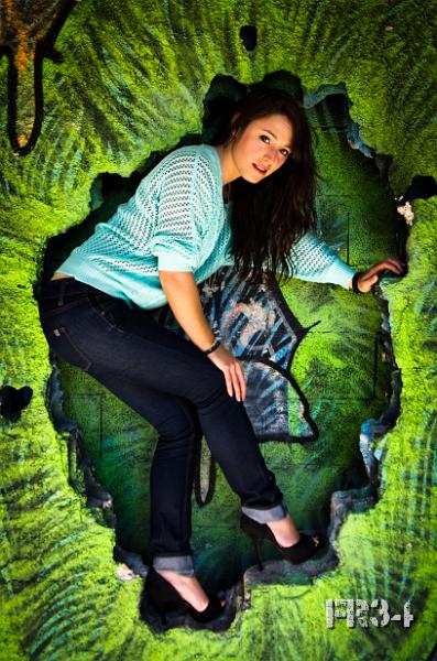 20130321-Sara-002-CL-V1.jpg - Au Soleil
