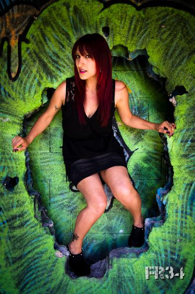 20130701_Annabelle_002-CL-V1.jpg - Red flag